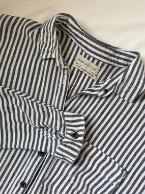 Urban Outfitters Striped Dolman Sleeve High Low Button Down Top Gray M